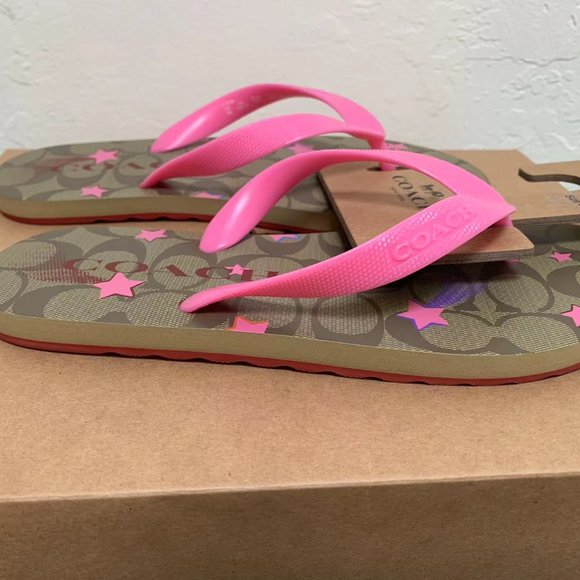 COACH SLIPPERS SIZE 5-6 - Picture 2 of 8